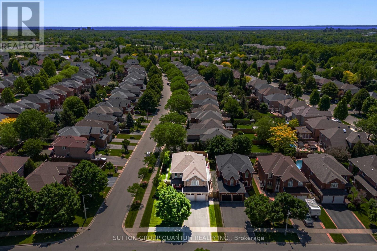 490 Grovehill Road, Oakville, Ontario  L6H 6L2 - Photo 49 - W13249612