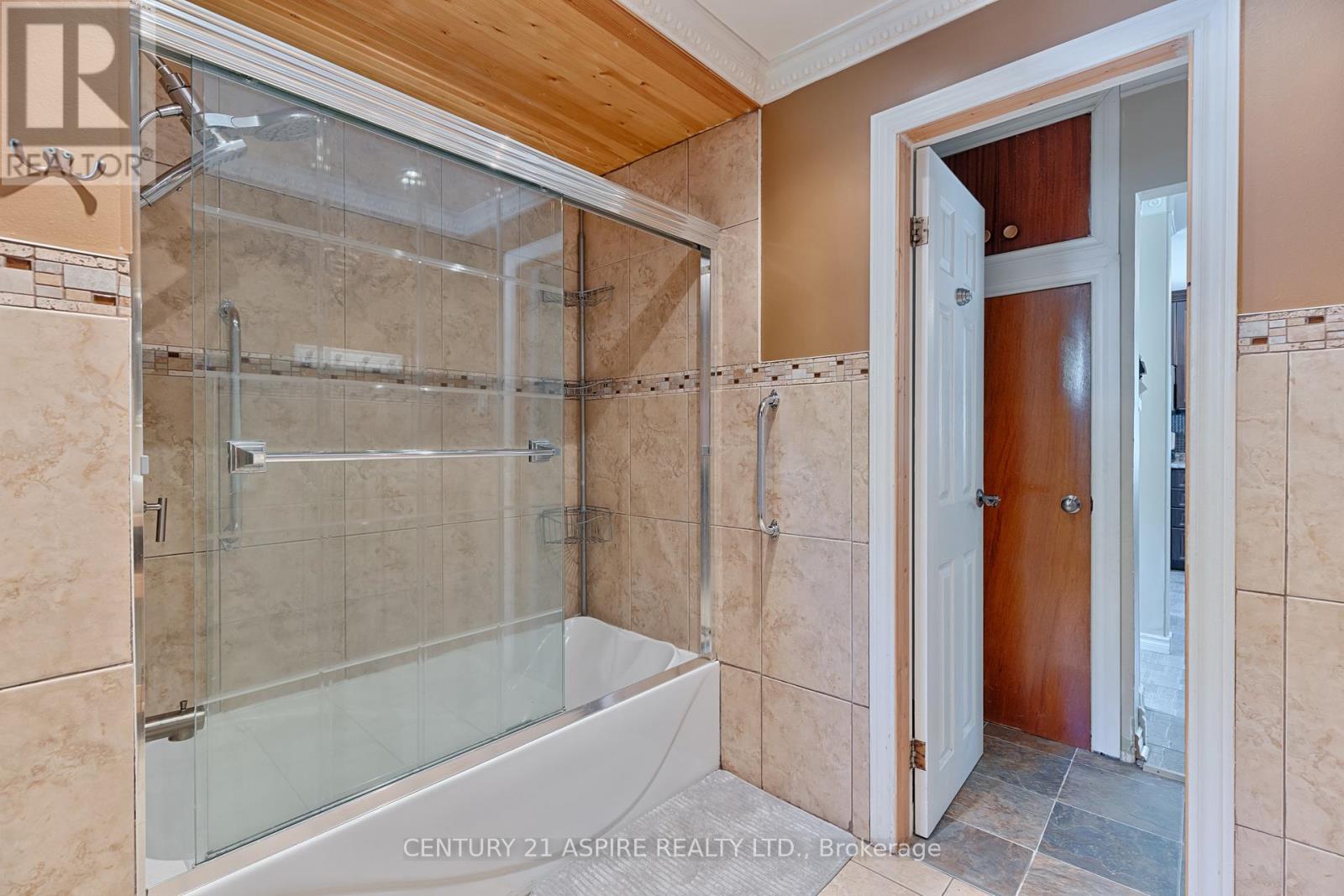 64 Laurentian Drive, Petawawa, Ontario  K8H 2M3 - Photo 17 - X13274972