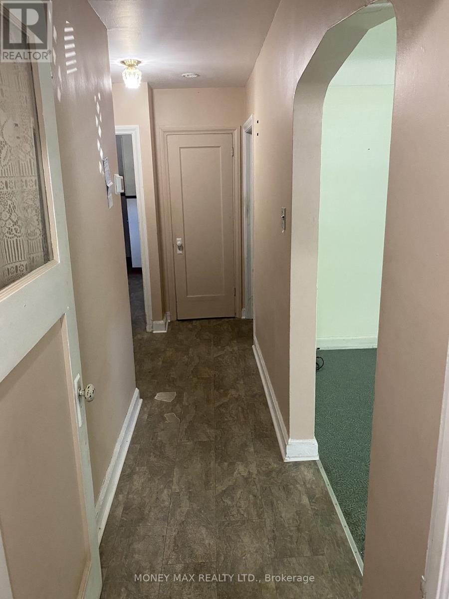 1424 Rosenthal Avenue Carlington Avenue, Ottawa, Ontario  K1Z 8H9 - Photo 2 - X13273828