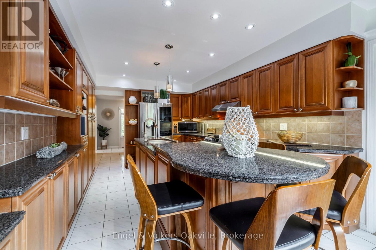 1181 Grange Road, Oakville, Ontario  L6H 1P8 - Photo 14 - W13273228