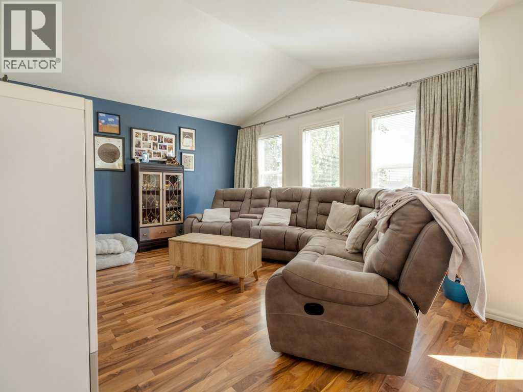 202 Mt Sundance Crescent W, Lethbridge, Alberta  T1J 0T6 - Photo 22 - A2318527