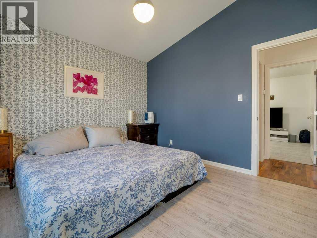 202 Mt Sundance Crescent W, Lethbridge, Alberta  T1J 0T6 - Photo 8 - A2318527