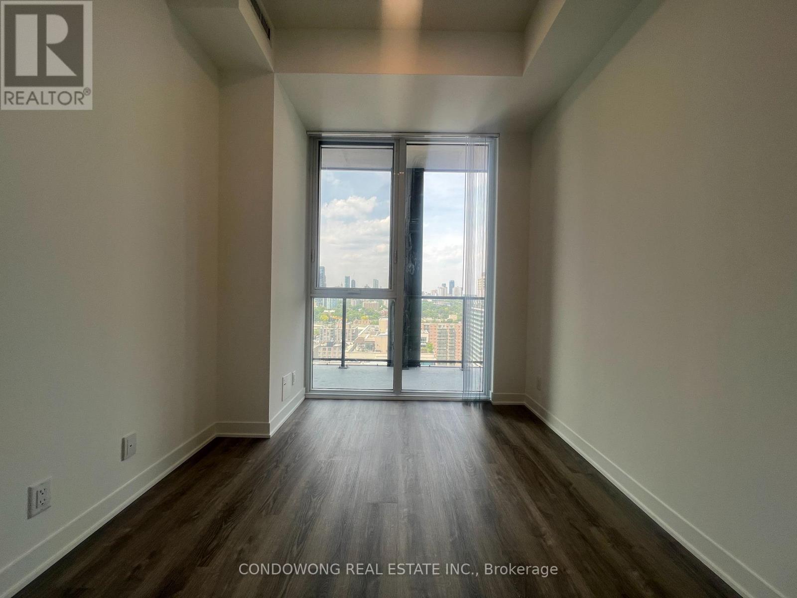 2516 - 180 Front Street E, Toronto, Ontario  M5A 0A9 - Photo 4 - C13273390