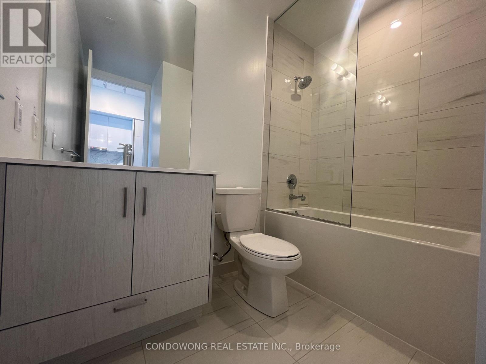 2516 - 180 Front Street E, Toronto, Ontario  M5A 0A9 - Photo 6 - C13273390