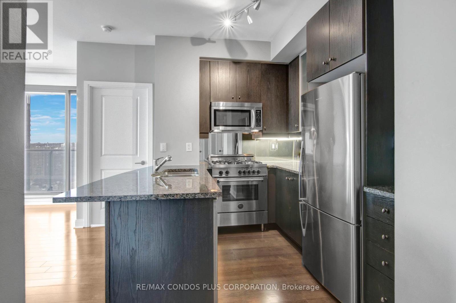 2505 - 18 Yorkville Avenue, Toronto, Ontario  M4W 3Y8 - Photo 11 - C13275240