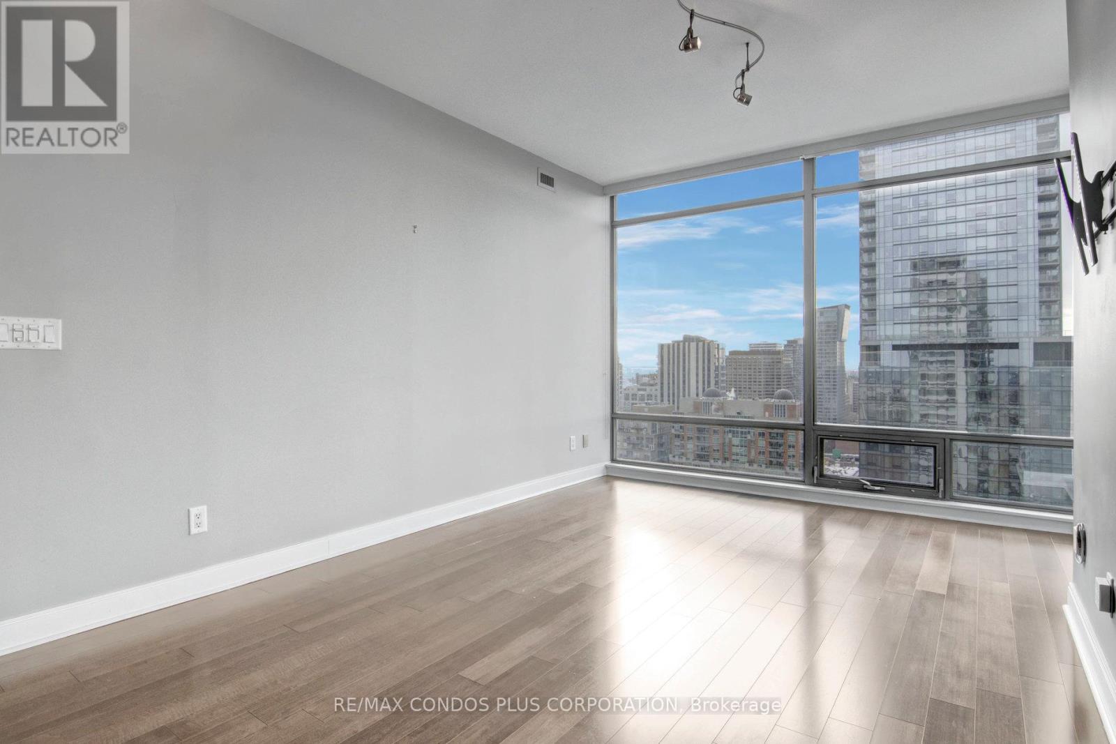 2505 - 18 Yorkville Avenue, Toronto, Ontario  M4W 3Y8 - Photo 17 - C13275240