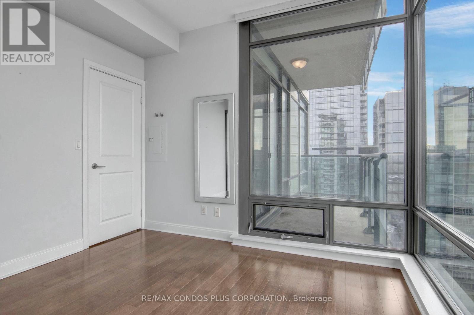2505 - 18 Yorkville Avenue, Toronto, Ontario  M4W 3Y8 - Photo 34 - C13275240