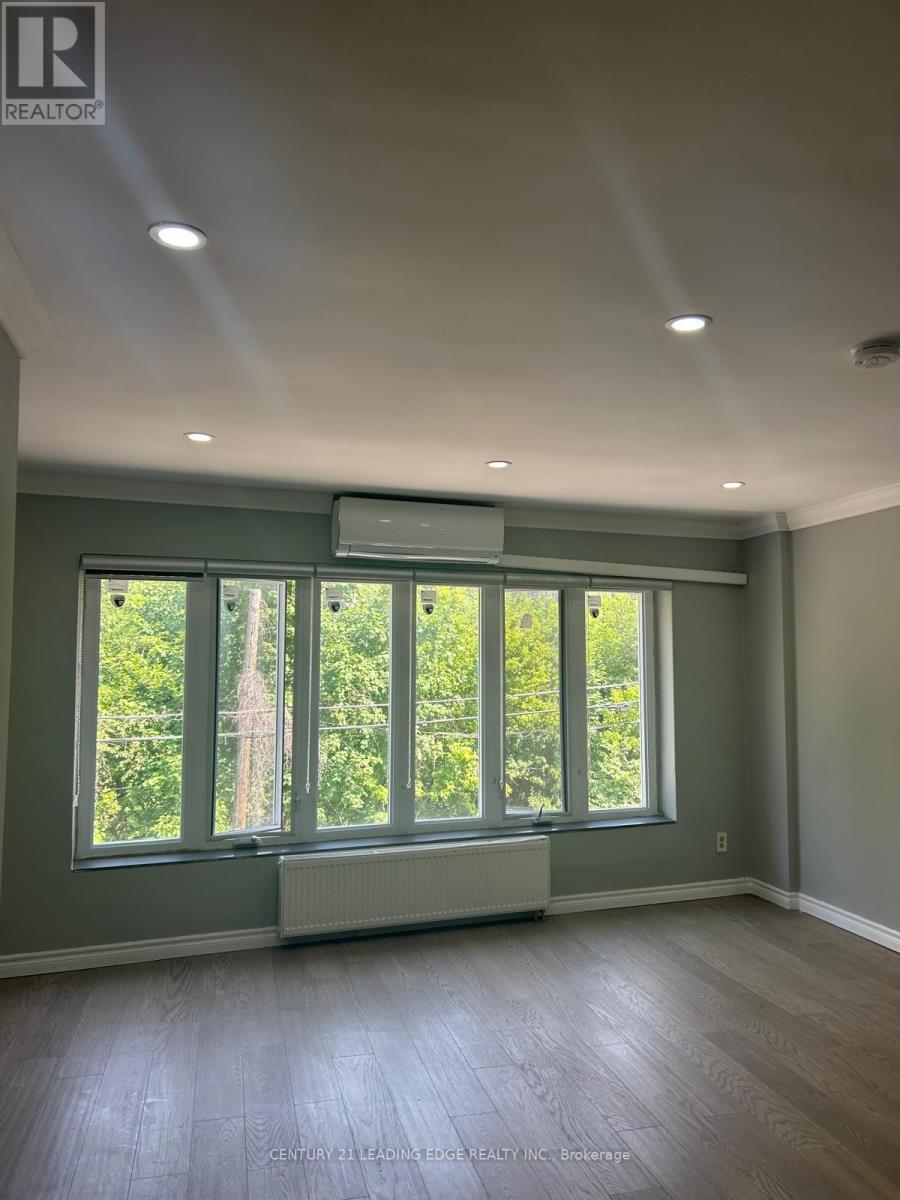 552a Sheppard Avenue W, Toronto, Ontario  M3H 2R9 - Photo 1 - C13277960