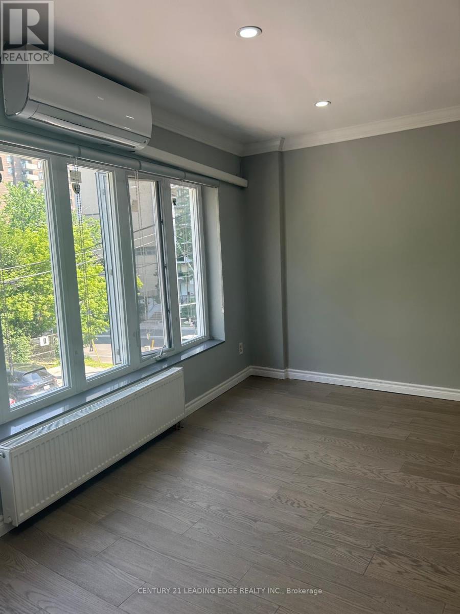 552a Sheppard Avenue W, Toronto, Ontario  M3H 2R9 - Photo 14 - C13277960