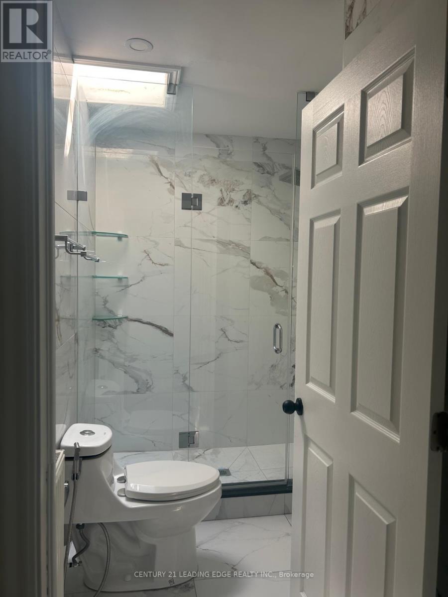 552a Sheppard Avenue W, Toronto, Ontario  M3H 2R9 - Photo 6 - C13277960