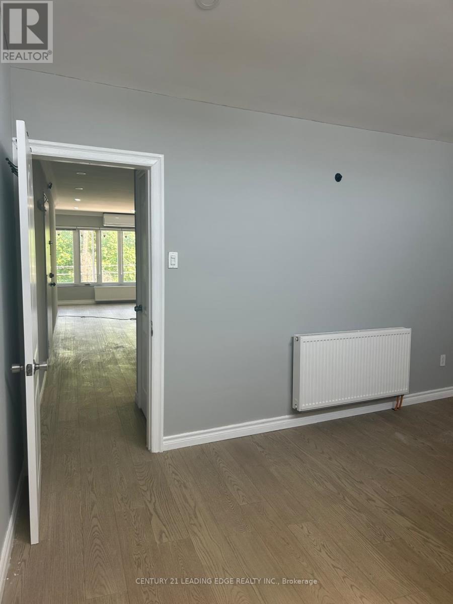 552a Sheppard Avenue W, Toronto, Ontario  M3H 2R9 - Photo 9 - C13277960