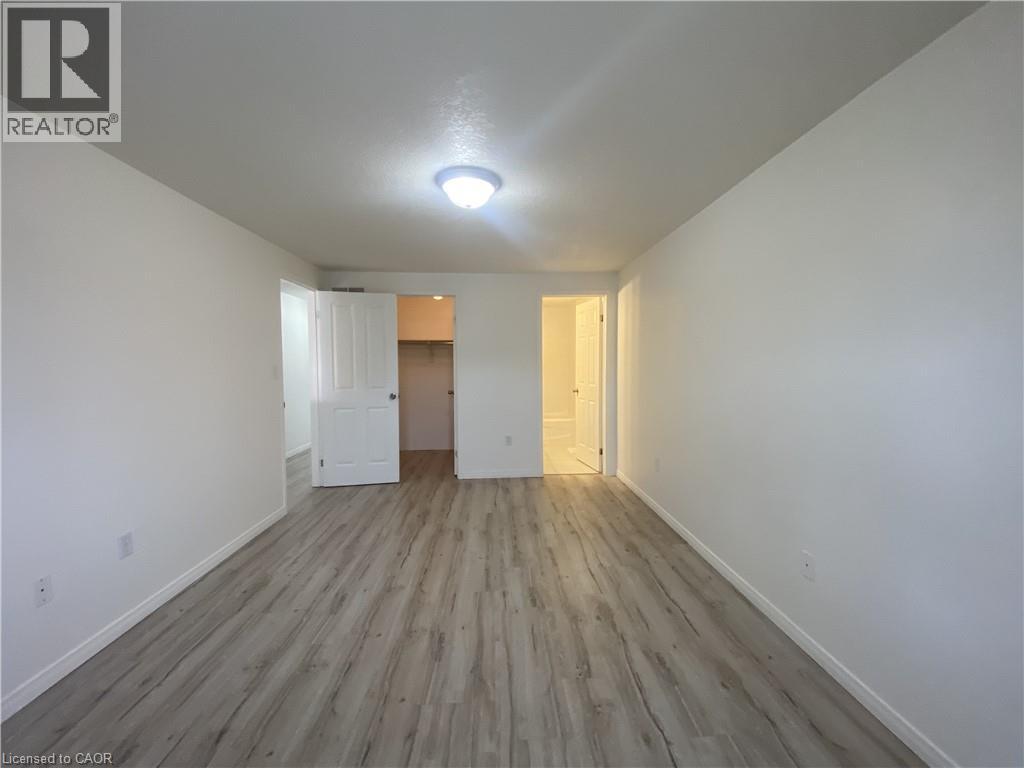 517 Virginia Creeper Street, Waterloo, Ontario  N2V 2W4 - Photo 11 - 40837384