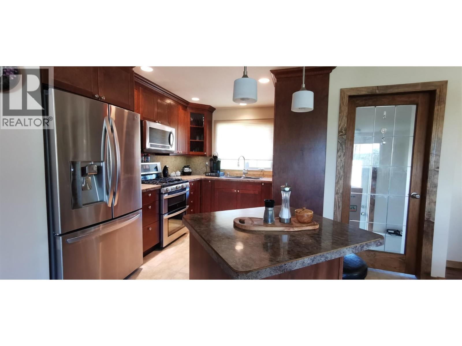 6264 Forest Lawn Frontage Road, Fort St. John, British Columbia  V1J 8B8 - Photo 4 - R3132662
