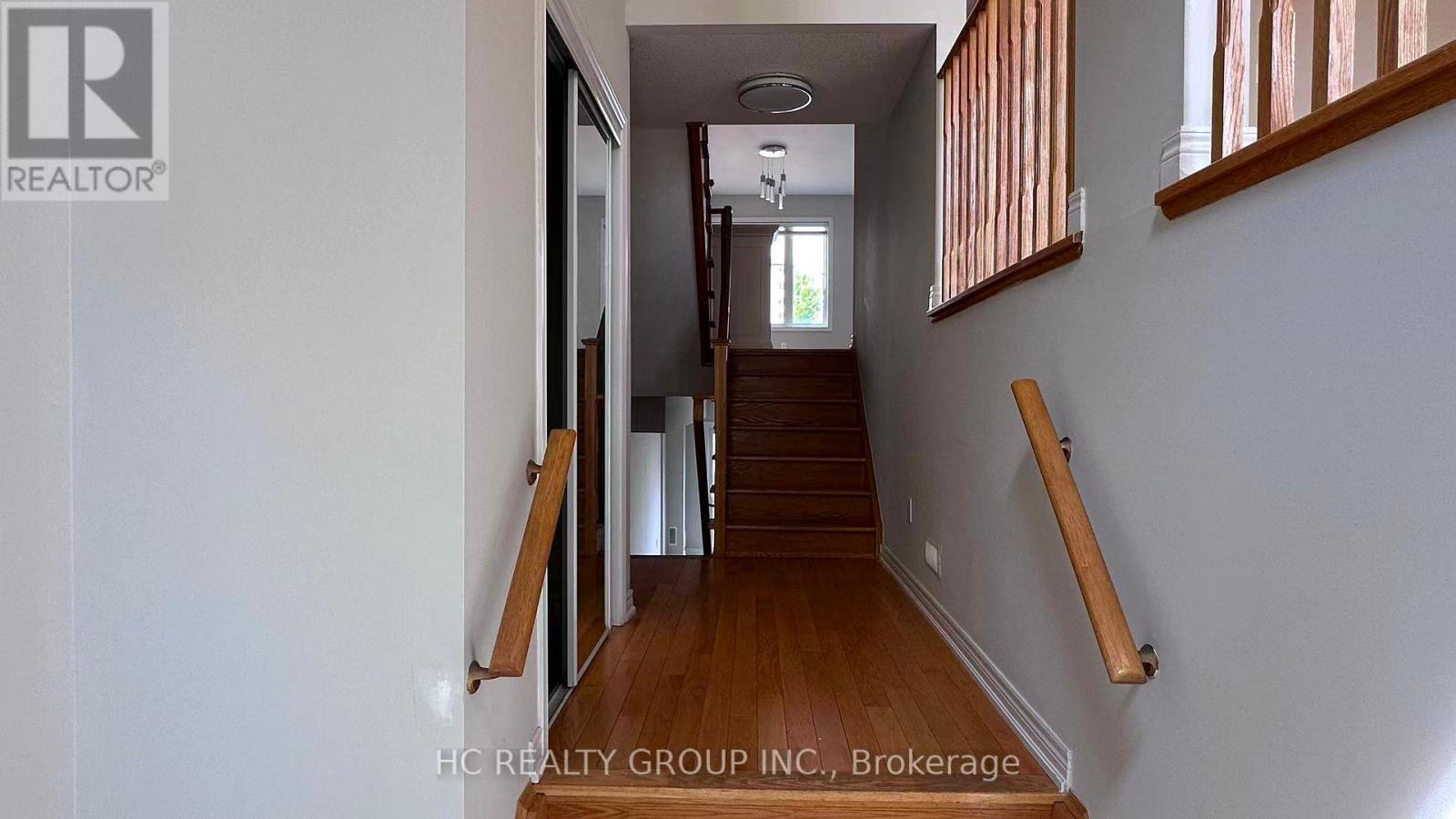 7 Lily Cup Avenue, Toronto, Ontario  M1L 0H4 - Photo 2 - E13246284