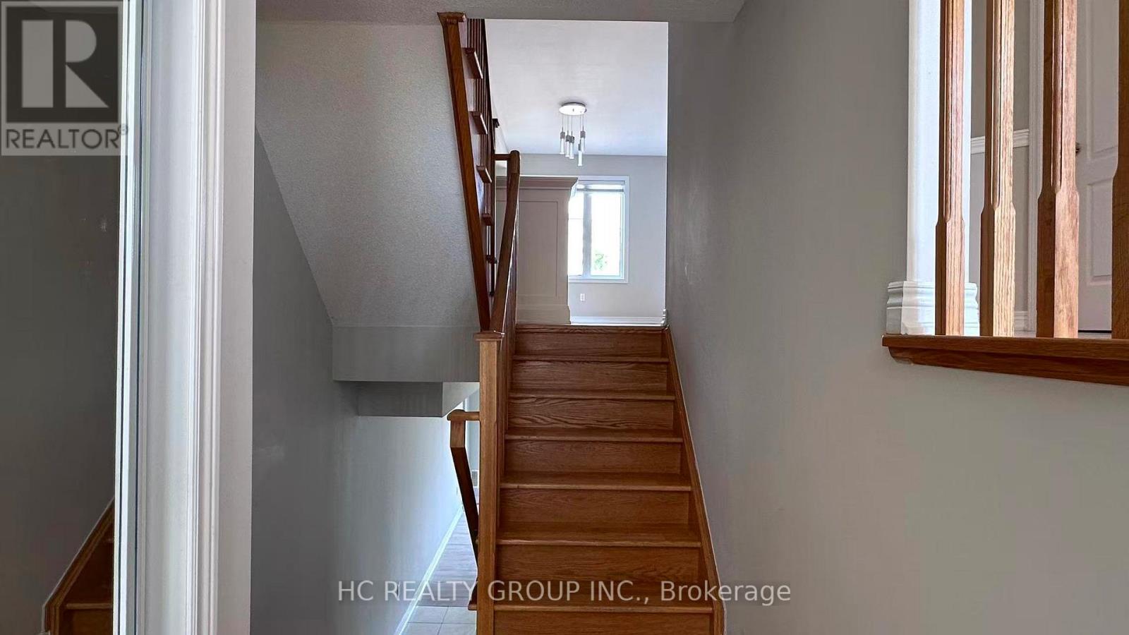 7 Lily Cup Avenue, Toronto, Ontario  M1L 0H4 - Photo 3 - E13246284