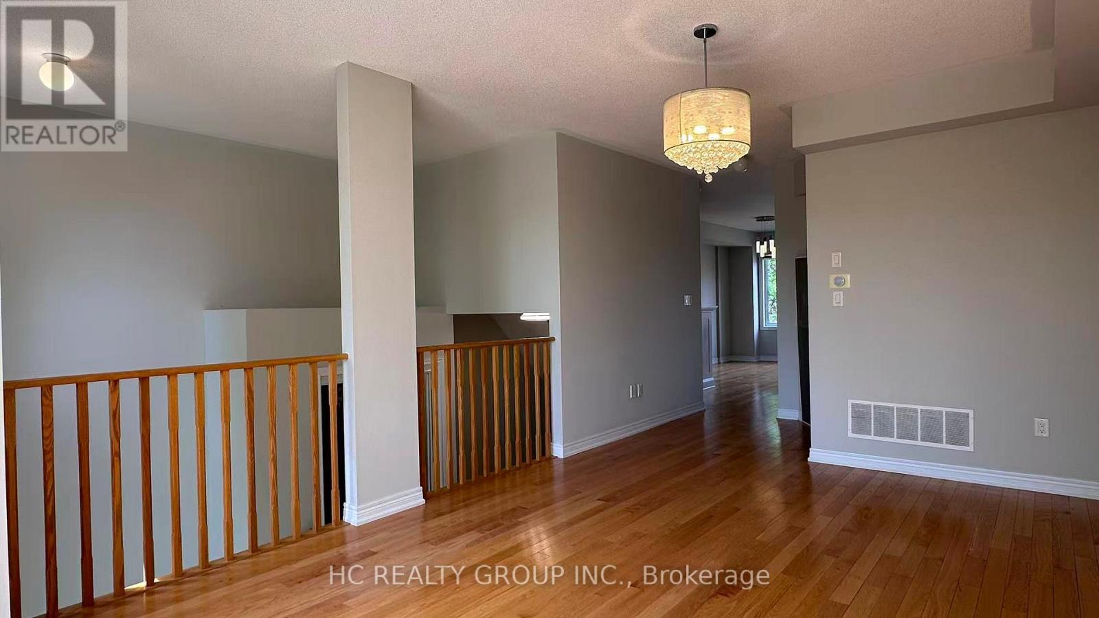 7 Lily Cup Avenue, Toronto, Ontario  M1L 0H4 - Photo 6 - E13246284
