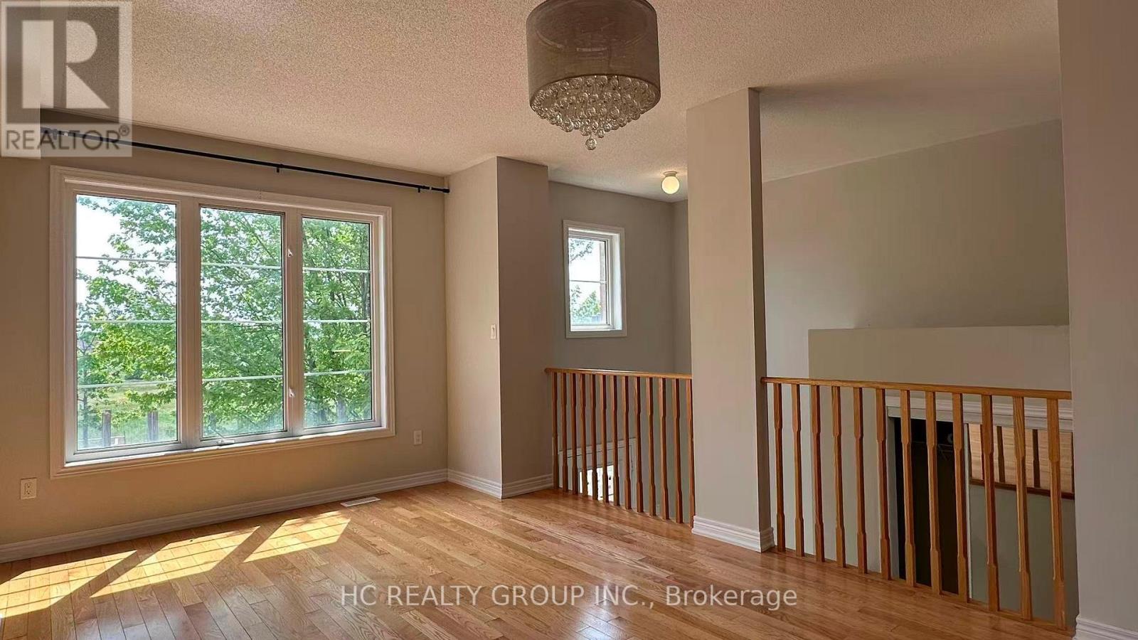7 Lily Cup Avenue, Toronto, Ontario  M1L 0H4 - Photo 5 - E13246284