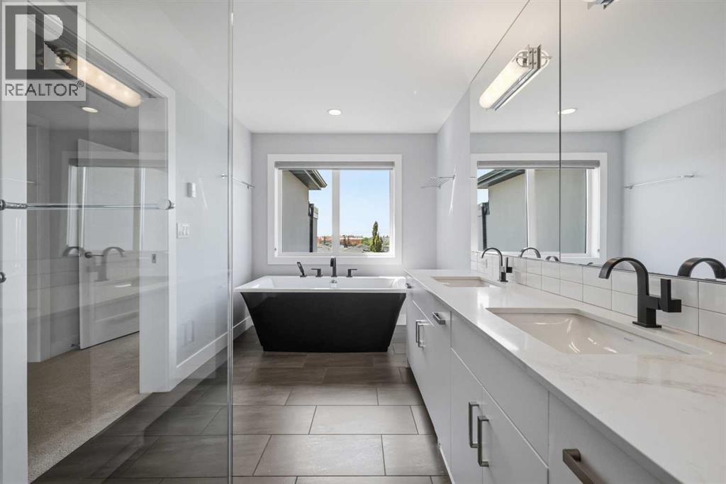 2124 32 Avenue SW, Calgary, Alberta  T2T 1W8 - Photo 25 - A2314696