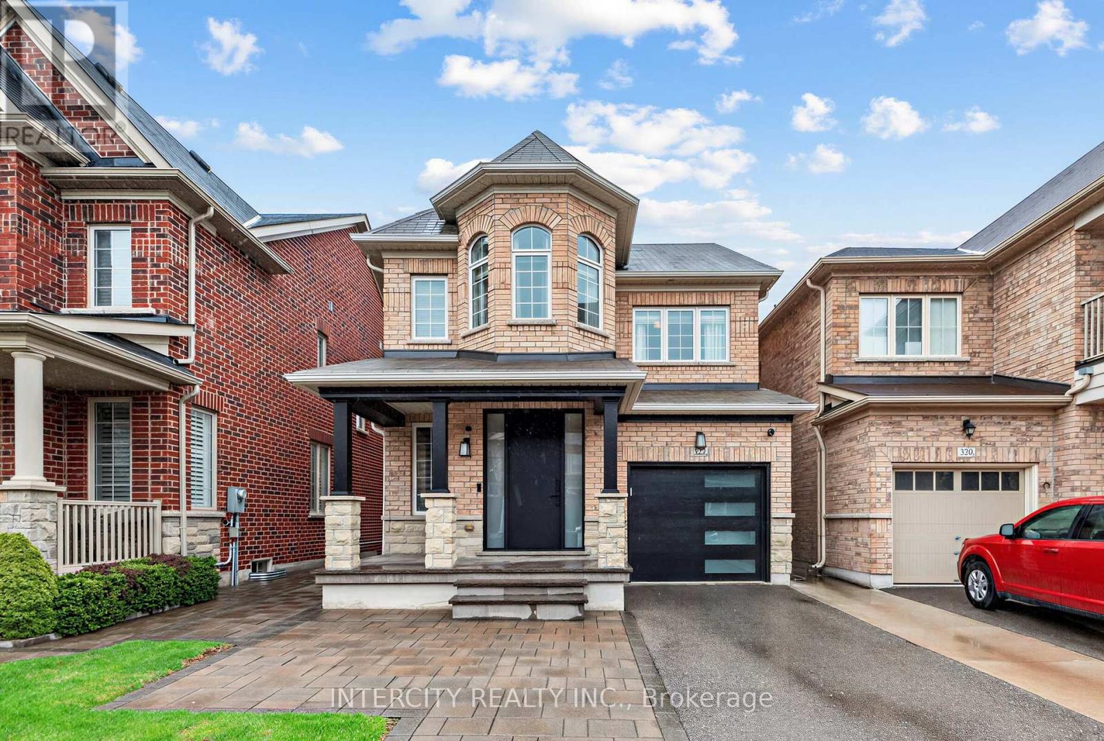 322 Moody Drive, Vaughan, Ontario  L4H 3N5 - Photo 2 - N13250022