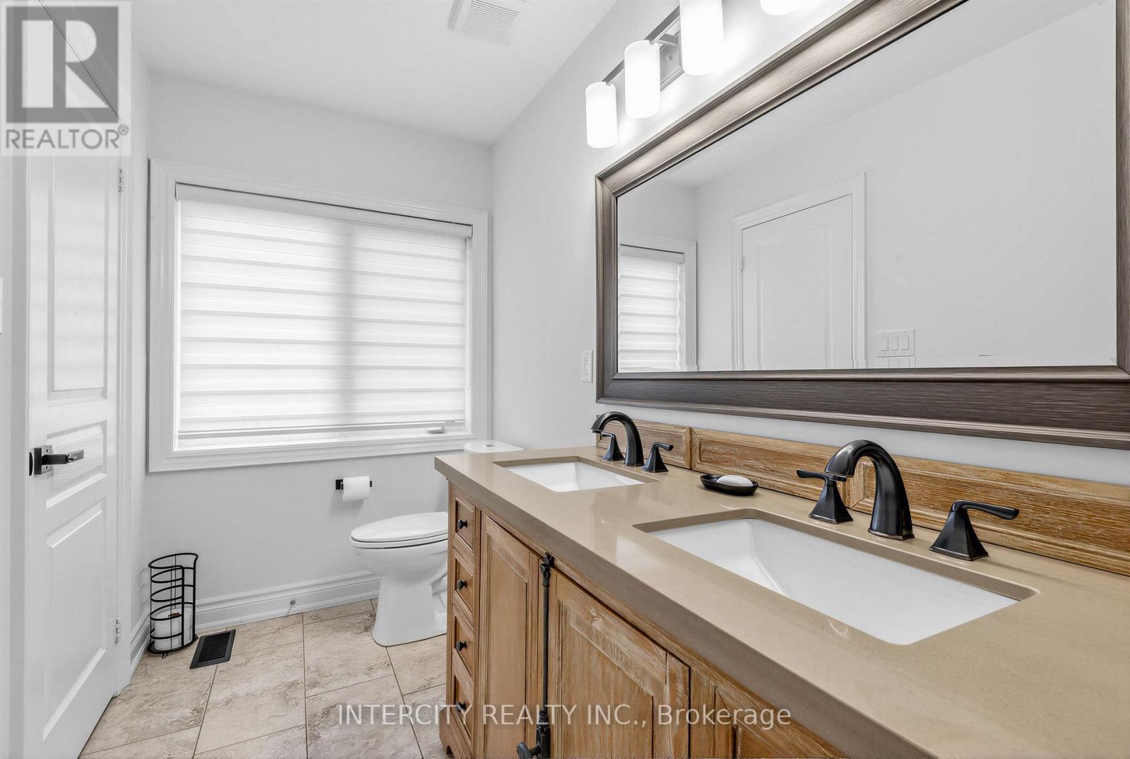 322 Moody Drive, Vaughan, Ontario  L4H 3N5 - Photo 24 - N13250022