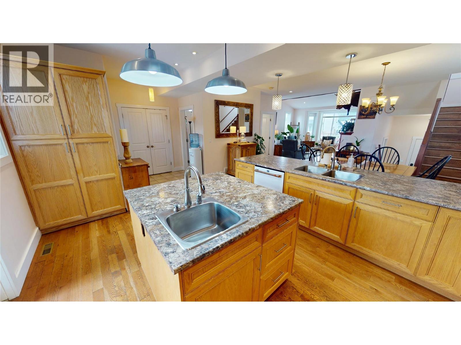 118 8th Avenue S, Cranbrook, British Columbia V1C 2K5 - Photo 14 - 10390475