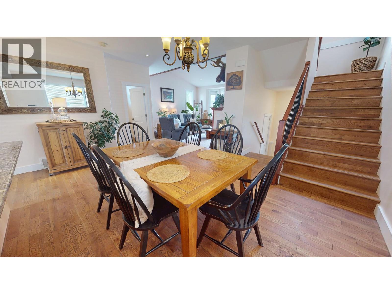 118 8th Avenue S, Cranbrook, British Columbia V1C 2K5 - Photo 11 - 10390475