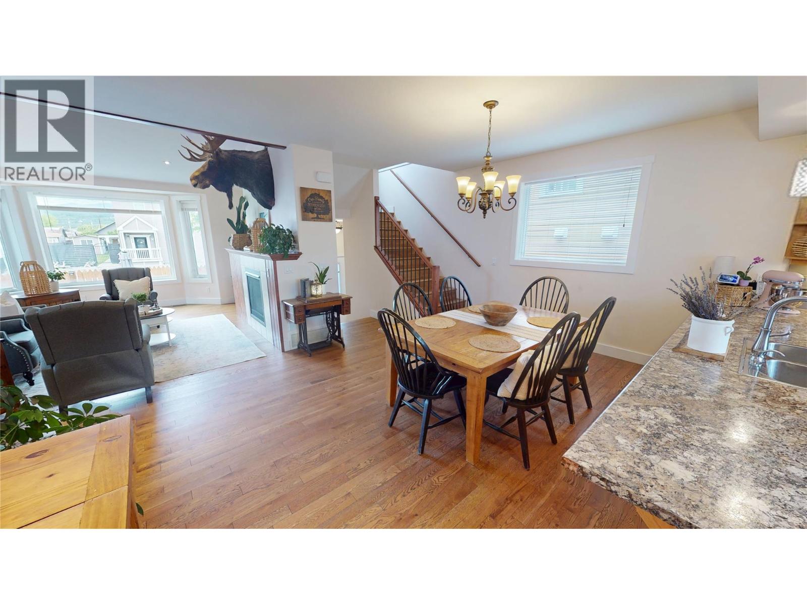 118 8th Avenue S, Cranbrook, British Columbia V1C 2K5 - Photo 10 - 10390475