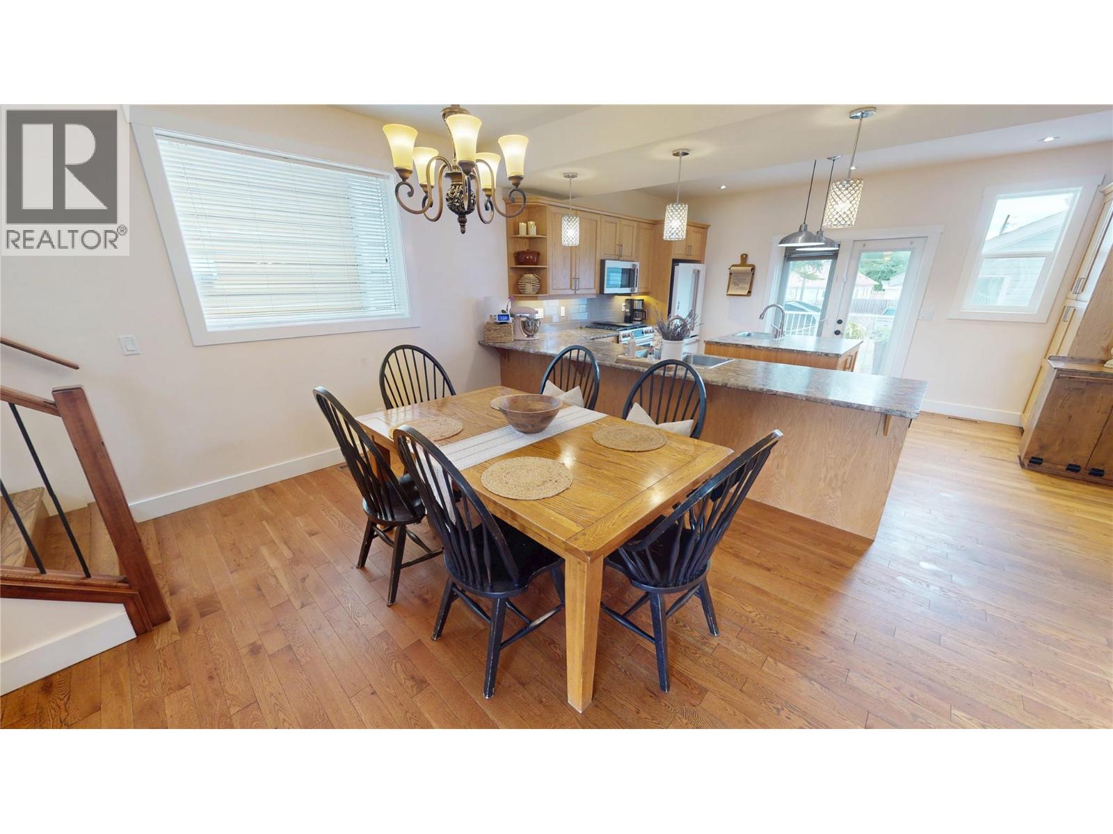118 8th Avenue S, Cranbrook, British Columbia V1C 2K5 - Photo 9 - 10390475