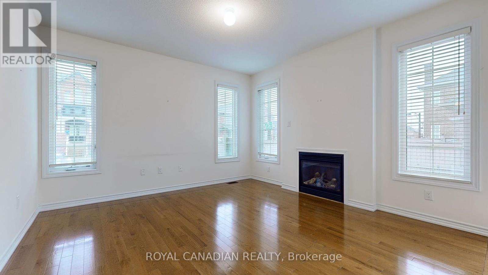1 Green Spruce Road, Whitchurch-Stouffville, Ontario  L4A 1X3 - Photo 6 - N13274978