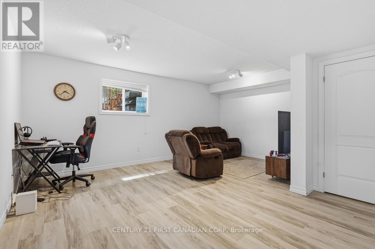 1701 Stackhouse Avenue, London North, Ontario  N5X 4H9 - Photo 32 - X13248622