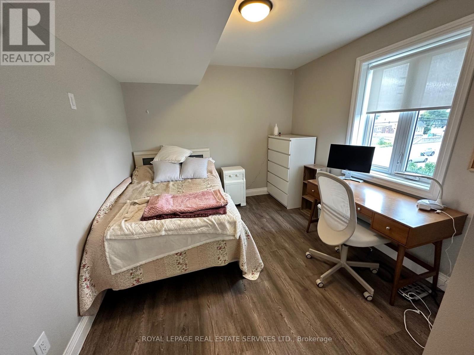 2nd Flr - 1-3 Queen Street S, Mississauga, Ontario  L5M 1K2 - Photo 12 - W13274766