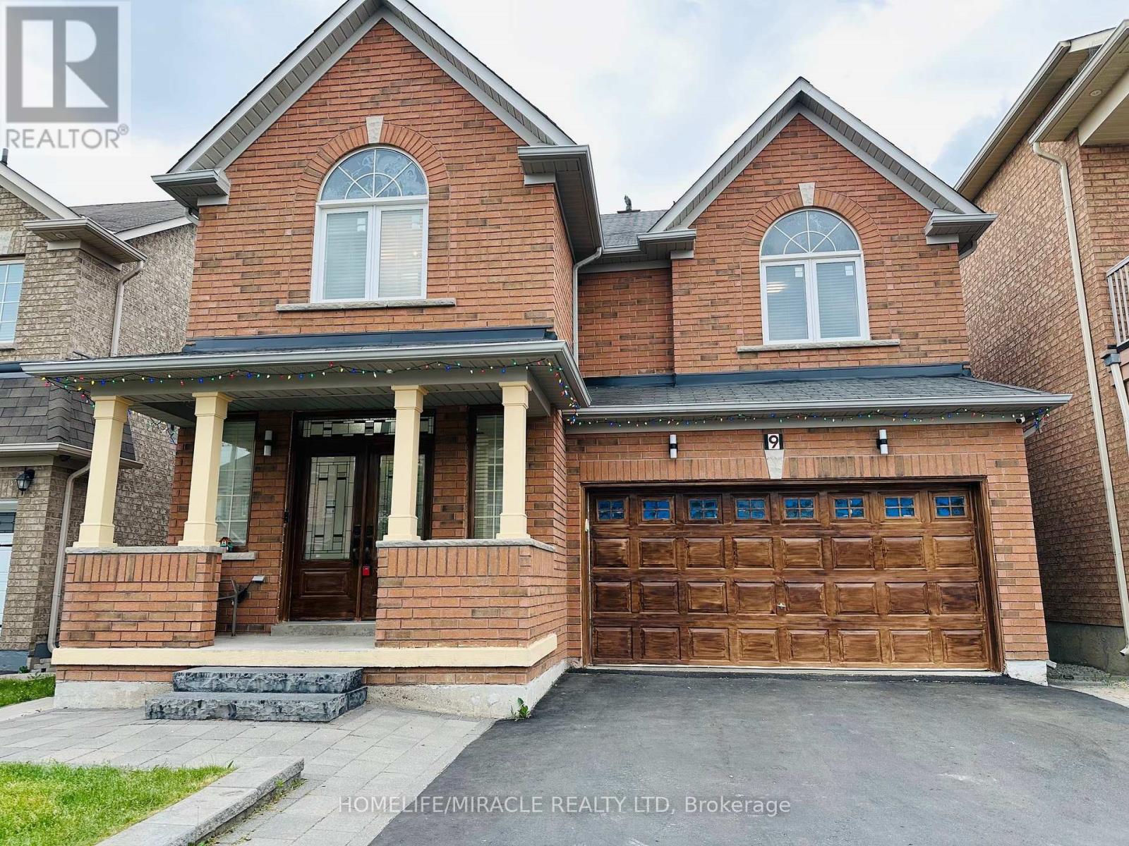 9 Gamson Crescent, Brampton, Ontario  L6R 0V7 - Photo 1 - W13277846