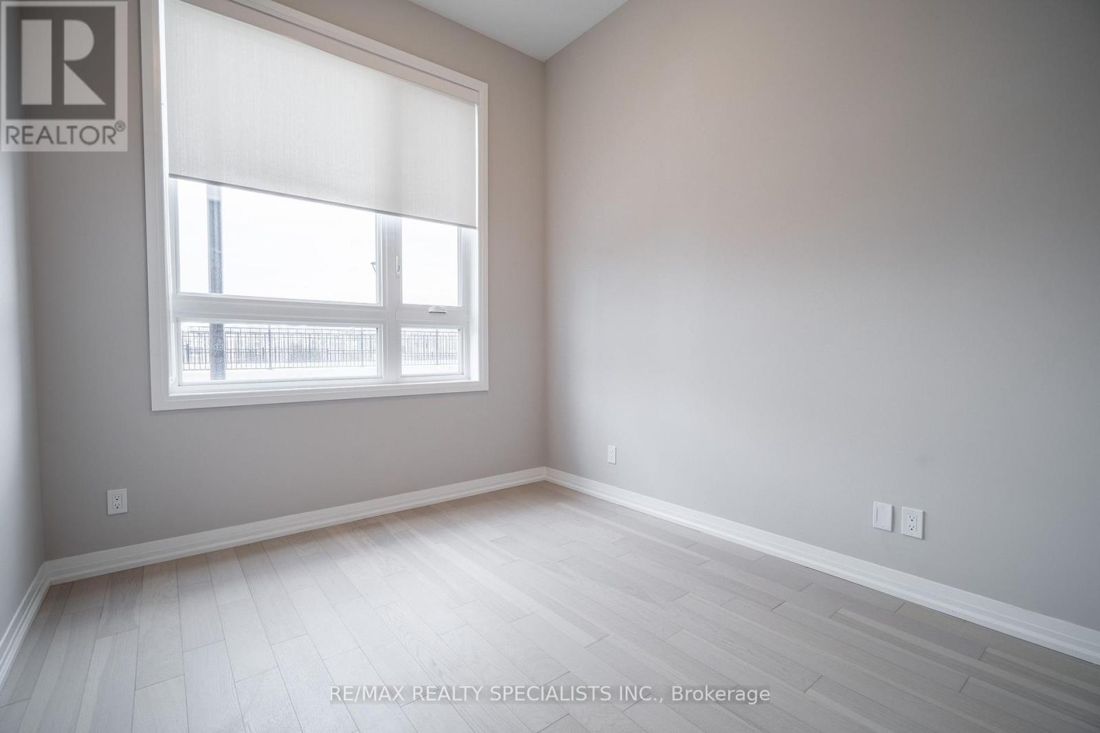 112 - 3265 Carding Mill Trail, Oakville, Ontario L6M 5P7 - Photo 7 - W13278020
