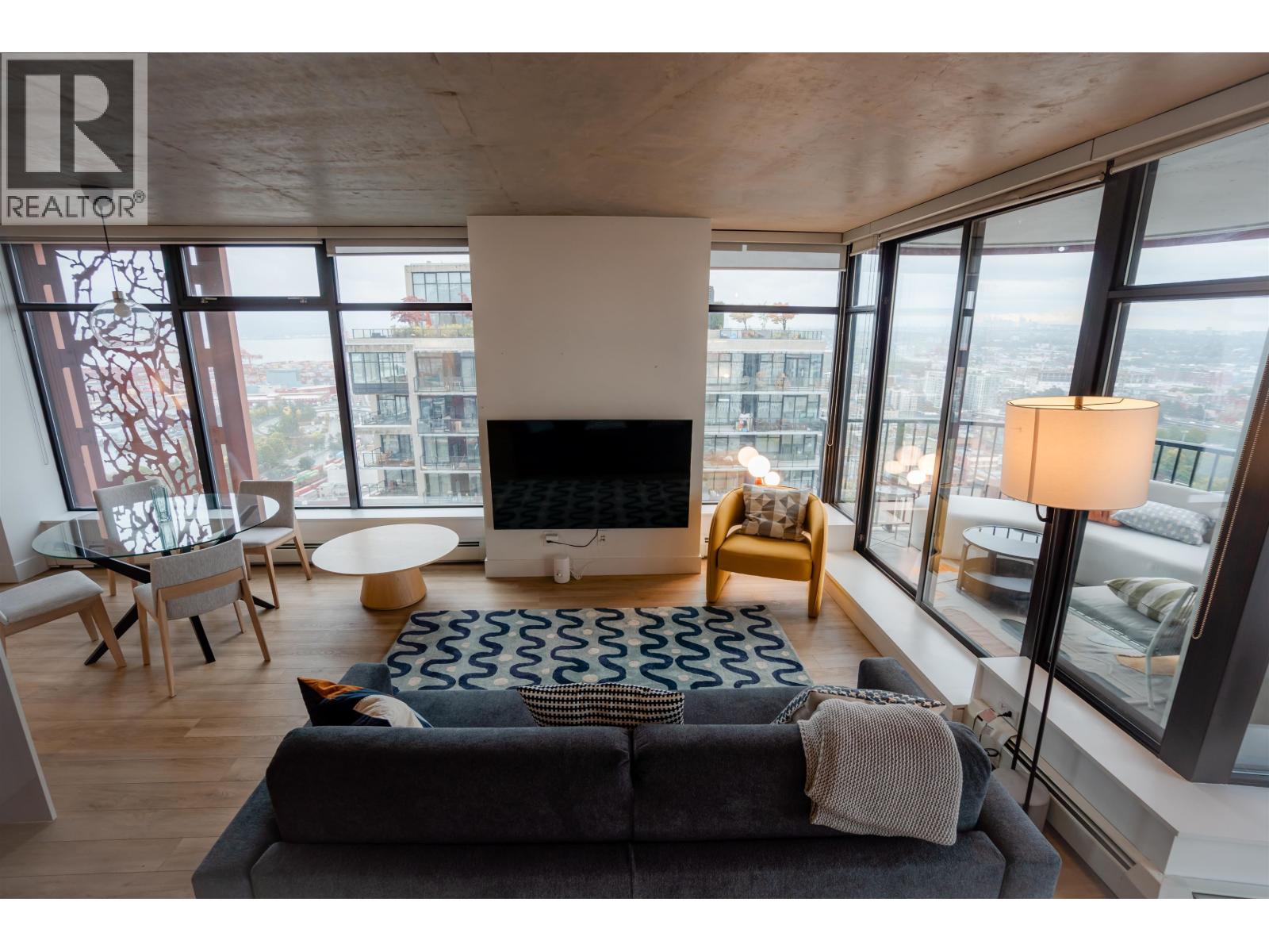 3406 128 W CORDOVA STREET