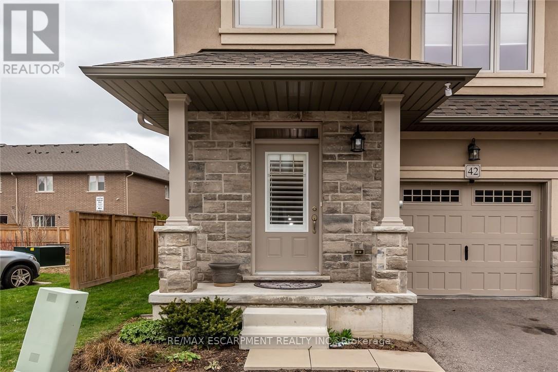 42 - 98 Shoreview Place, Hamilton, Ontario  L8E 0J4 - Photo 2 - X13273812