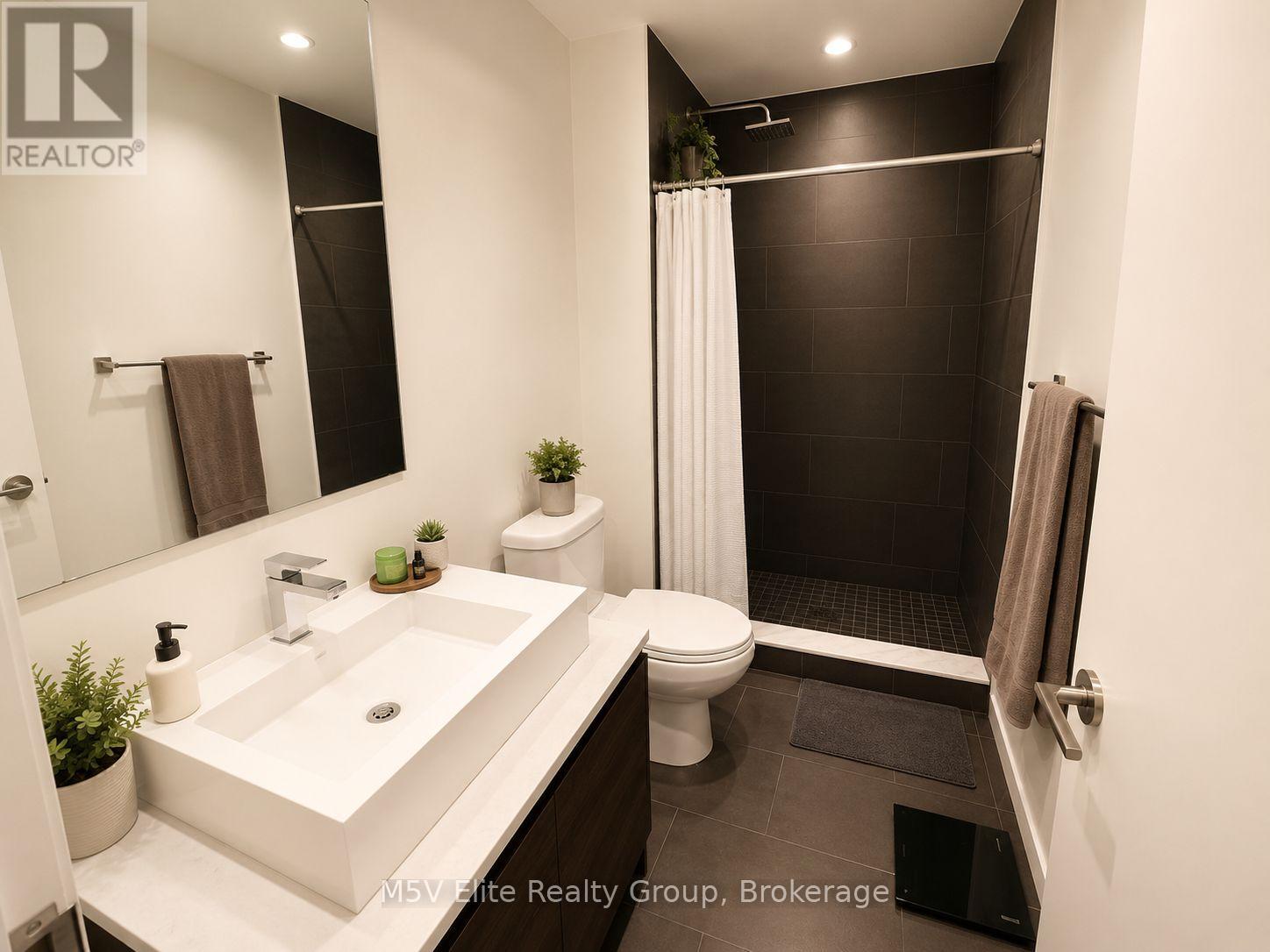 426 - 111 Bathurst Street, Toronto, Ontario  M5V 2R1 - Photo 5 - C13248124