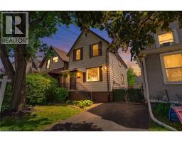 124 CAMPBELL Avenue, Hamilton, Ontario