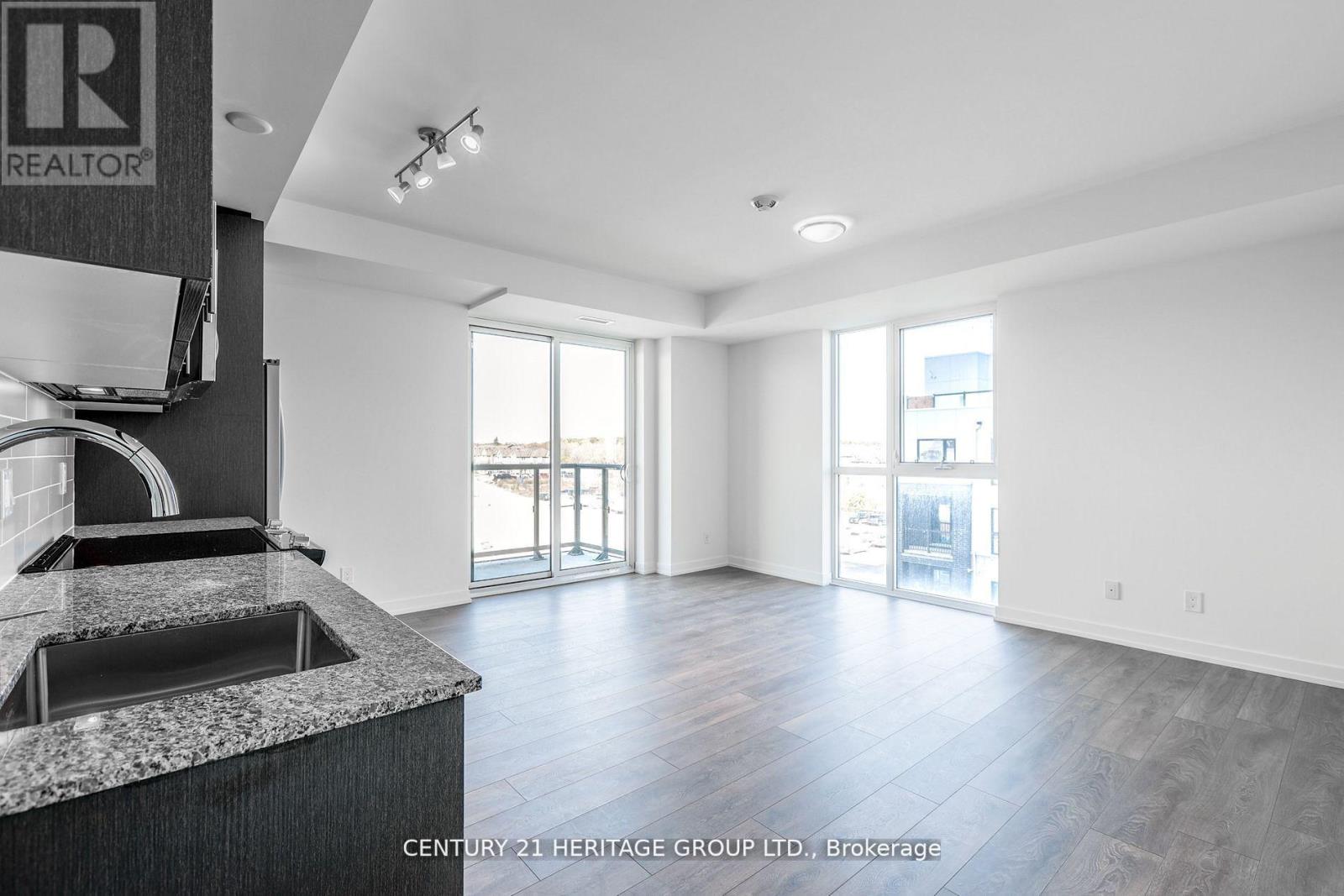 411 - 345 Wheat Boom Drive N, Oakville, Ontario  L6H 7X5 - Photo 4 - W13277244