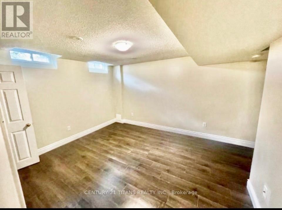 Lower - 11 Etienne Street, Toronto, Ontario  M1L 0A2 - Photo 12 - E13278576