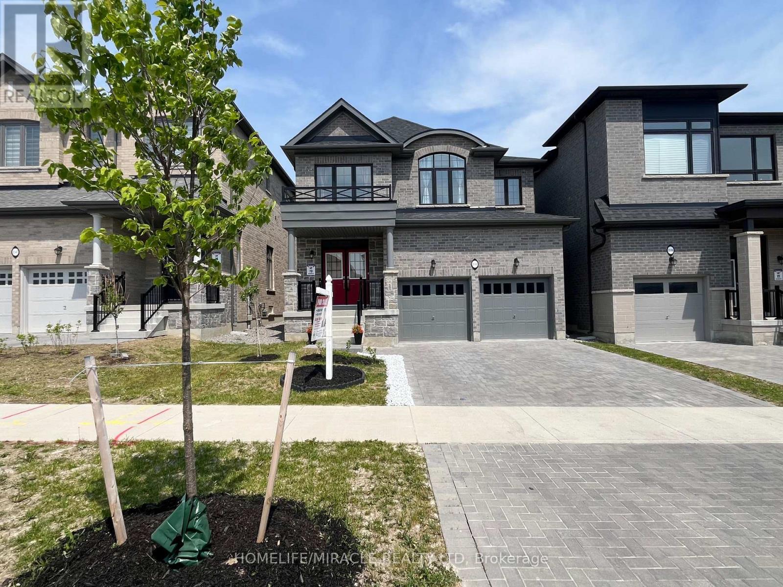 2143 Hallandale Street, Oshawa, Ontario  L1H 8L7 - Photo 3 - E13280034