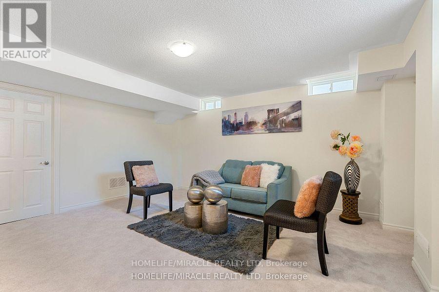 2143 Hallandale Street, Oshawa, Ontario  L1H 8L7 - Photo 43 - E13280034