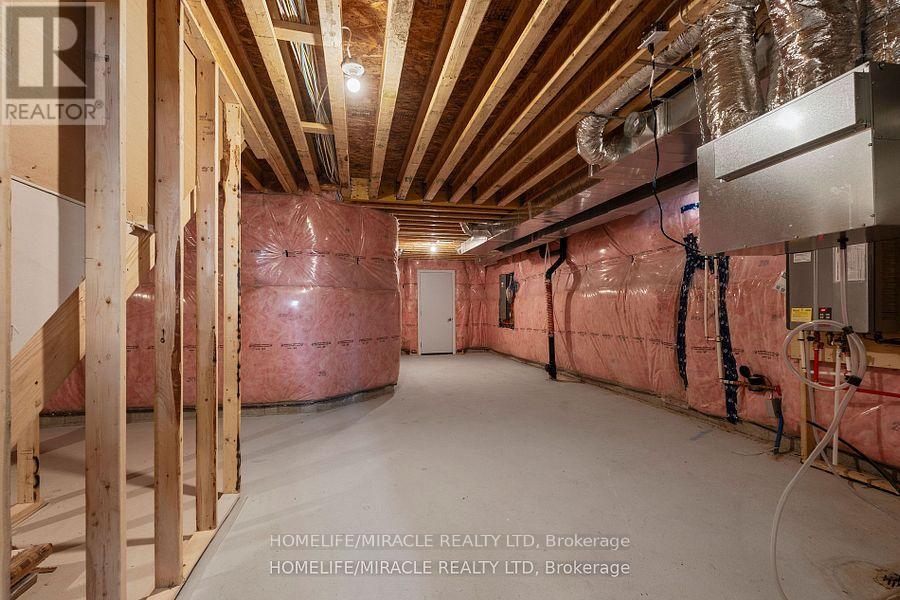 2143 Hallandale Street, Oshawa, Ontario  L1H 8L7 - Photo 46 - E13280034