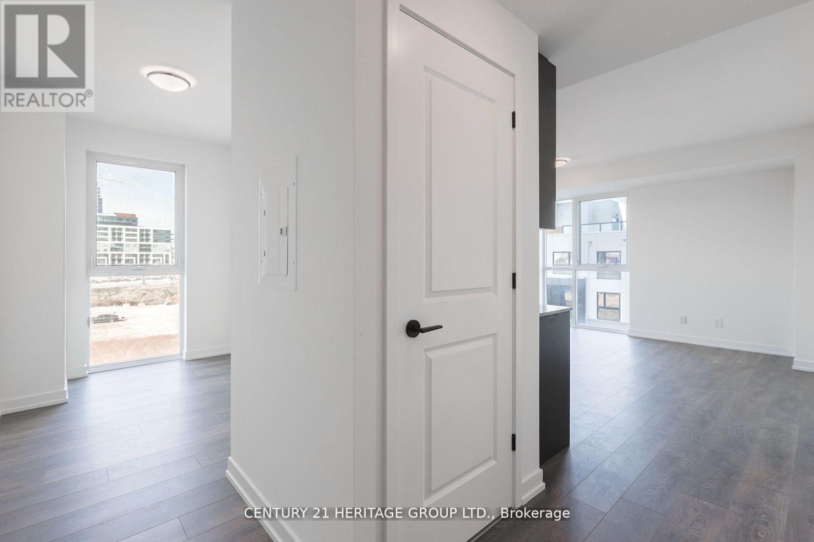 411 - 345 Wheat Boom Drive N, Oakville, Ontario  L6H 7X5 - Photo 3 - W13277244