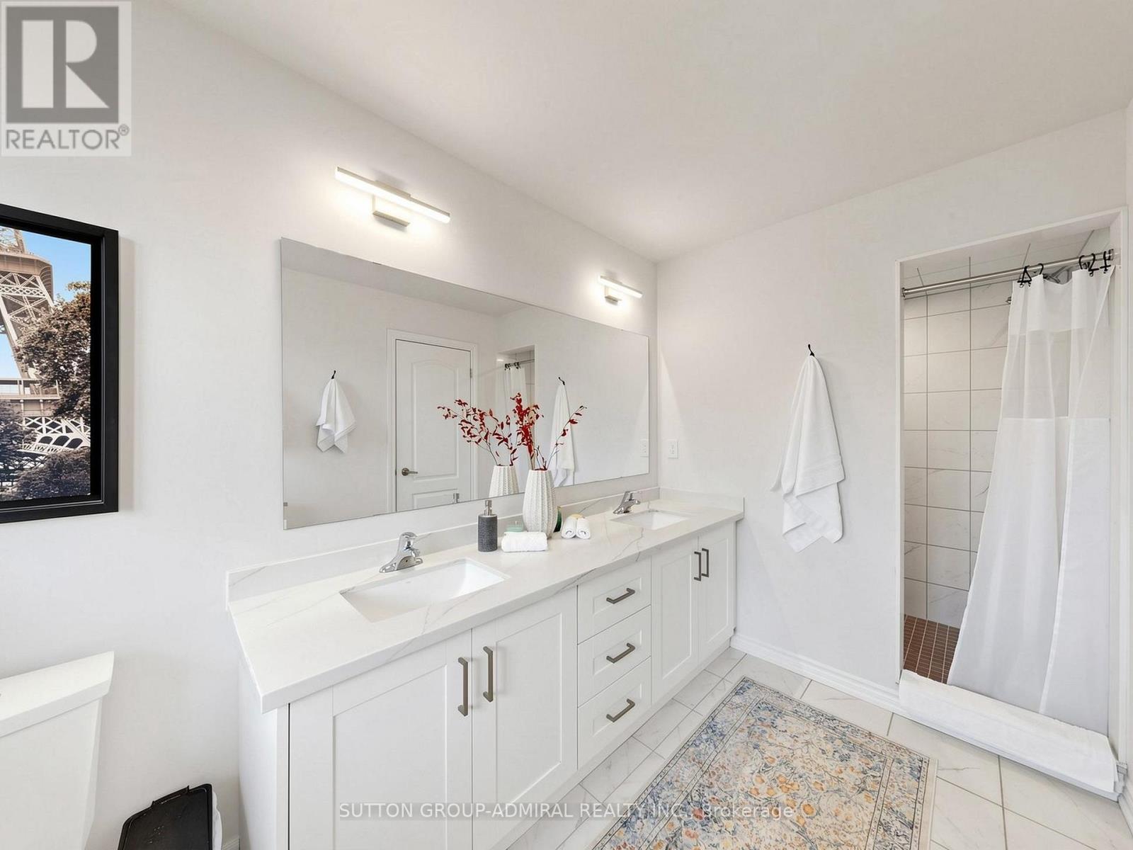 30 Cupples Farm Lane, East Gwillimbury, Ontario  L0G 1M0 - Photo 32 - N13279174