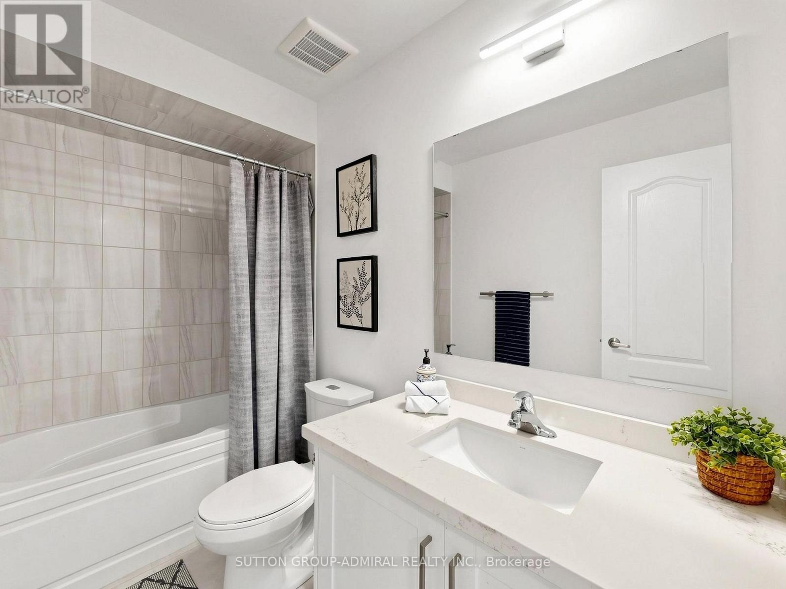 30 Cupples Farm Lane, East Gwillimbury, Ontario  L0G 1M0 - Photo 40 - N13279174