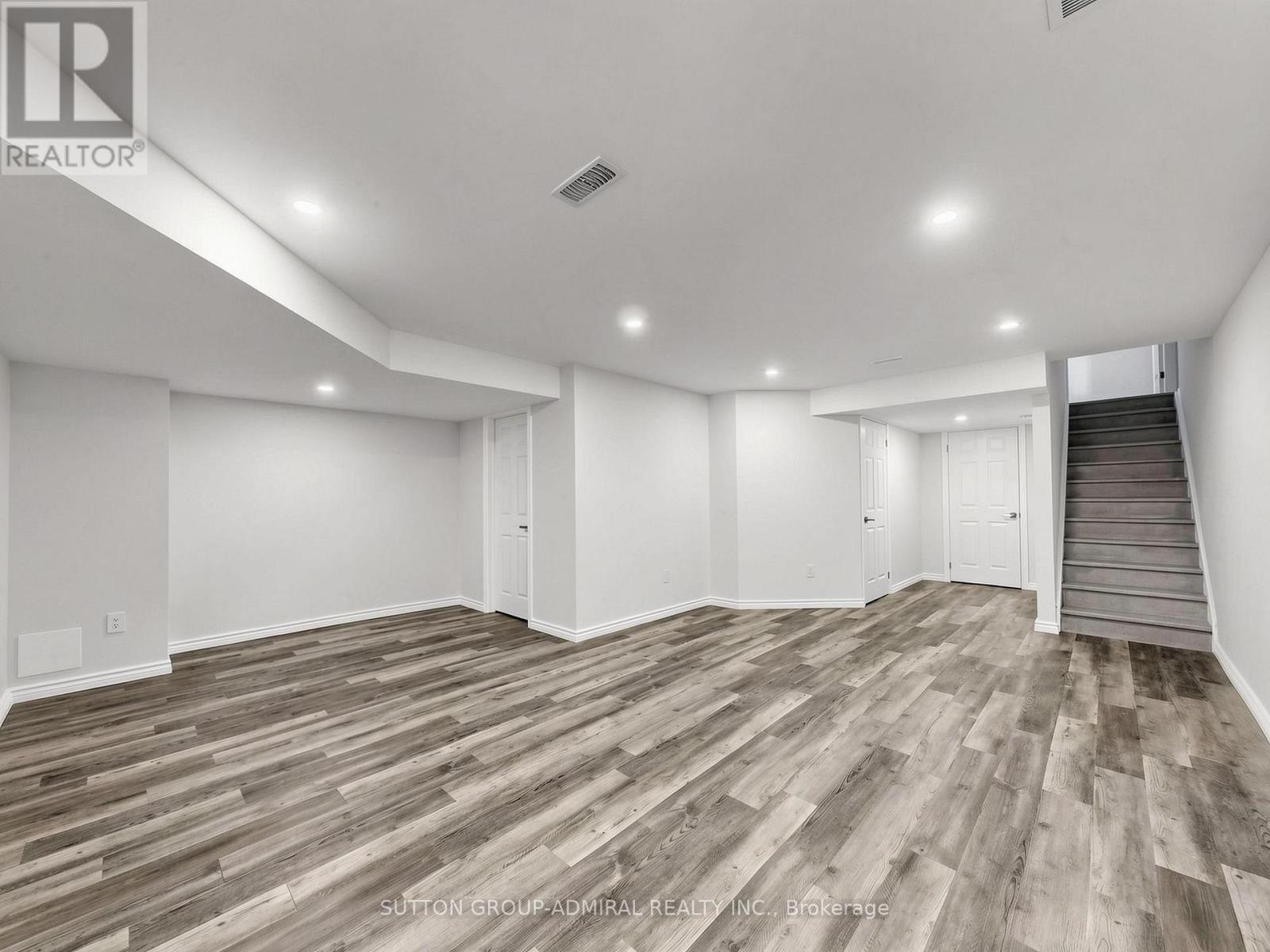 30 Cupples Farm Lane, East Gwillimbury, Ontario  L0G 1M0 - Photo 43 - N13279174
