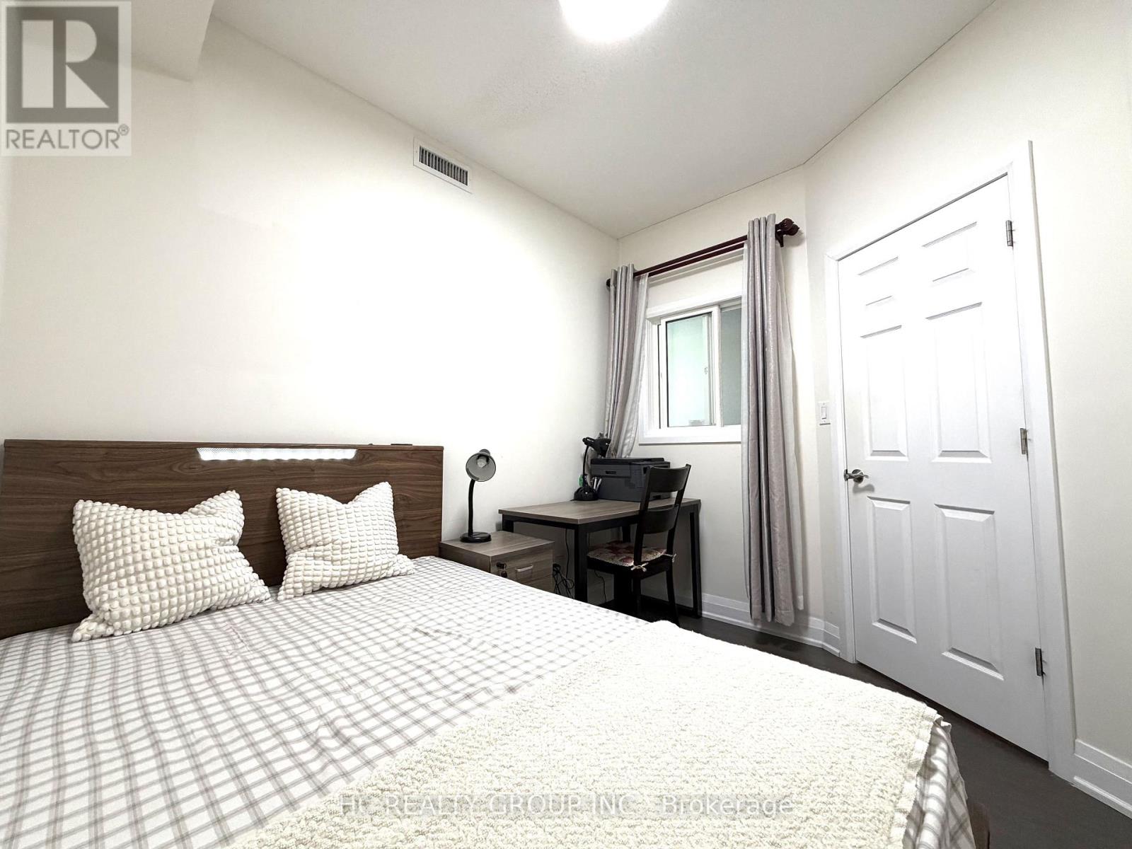 211 - 8228 Birchmount Road, Markham, Ontario  L3R 1A6 - Photo 8 - N13280310