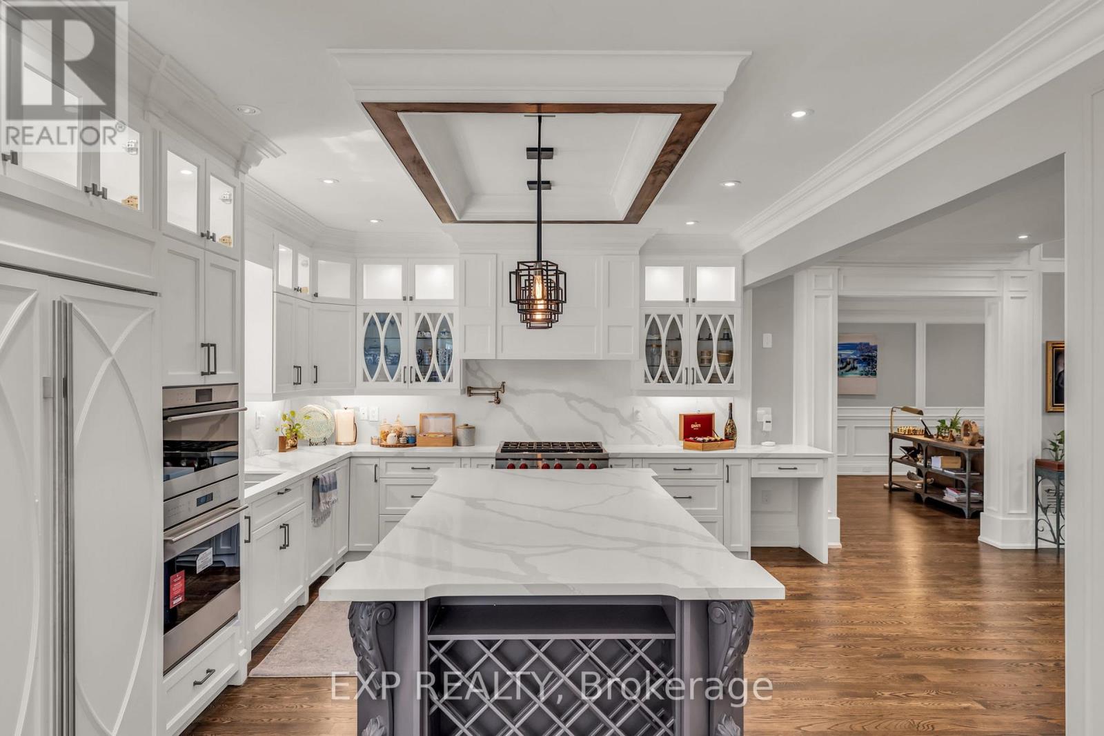 606 Lakeshore Road W, Oakville, Ontario  L6K 1G5 - Photo 13 - W13280250