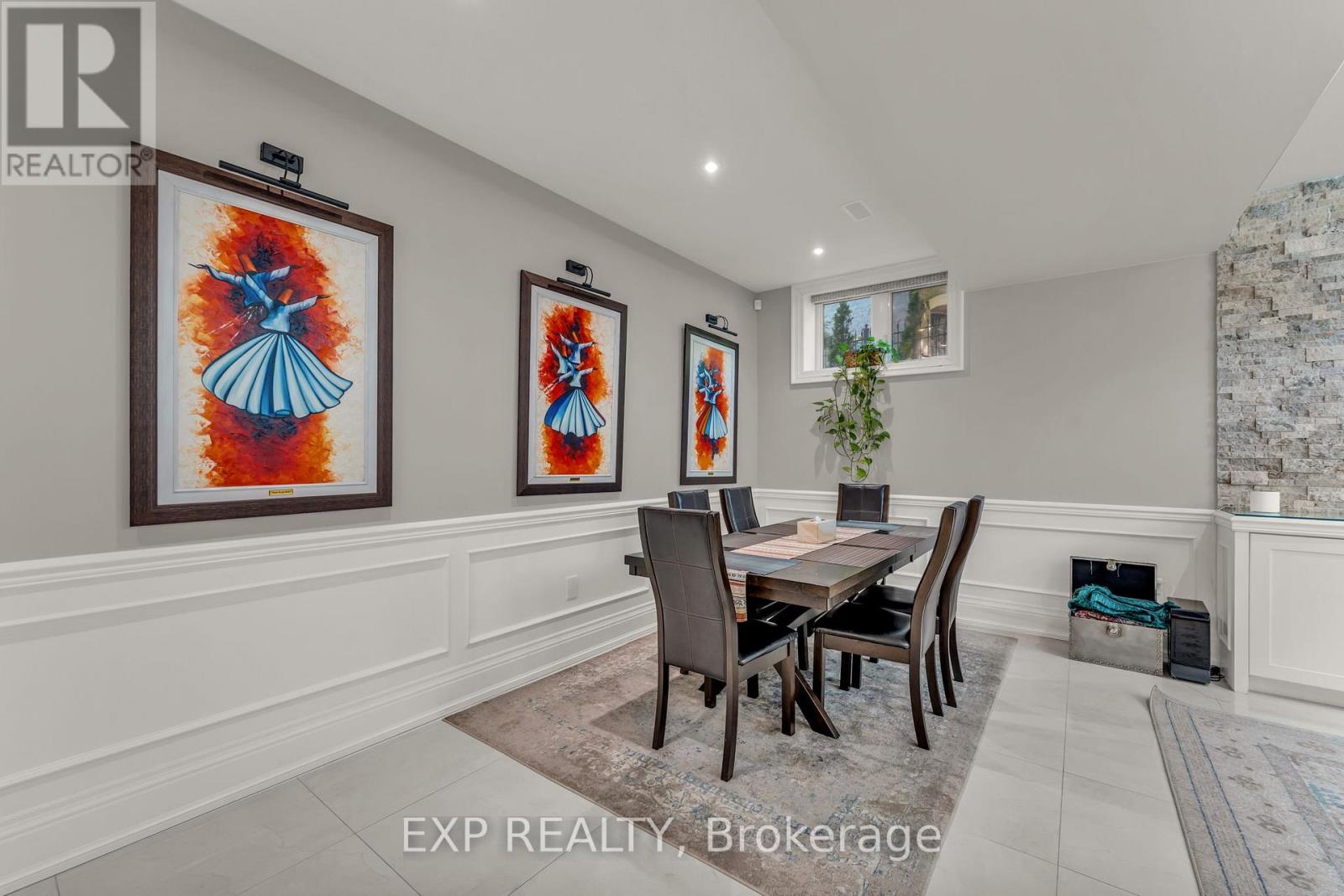 606 Lakeshore Road W, Oakville, Ontario  L6K 1G5 - Photo 19 - W13280250