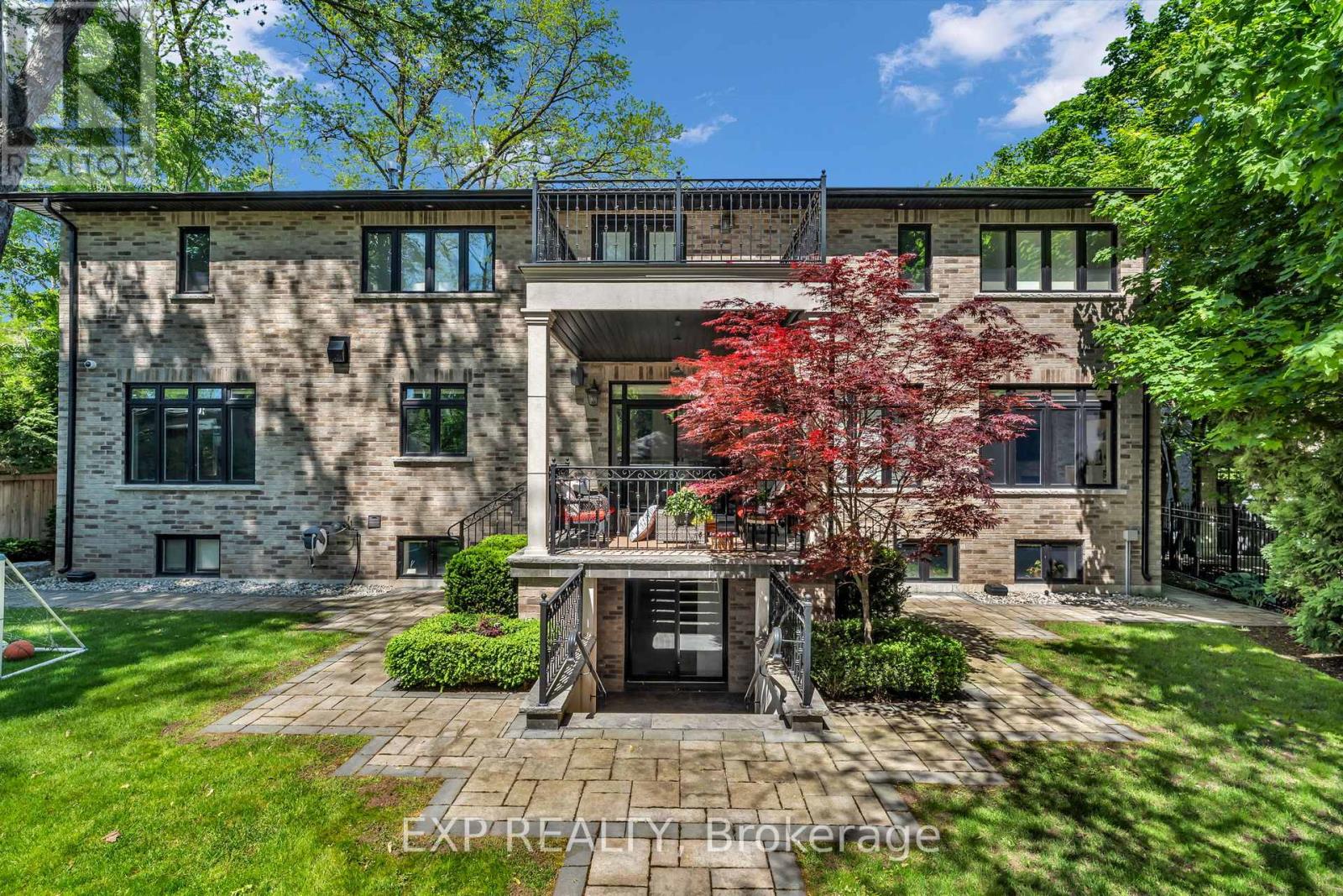 606 Lakeshore Road W, Oakville, Ontario  L6K 1G5 - Photo 49 - W13280250